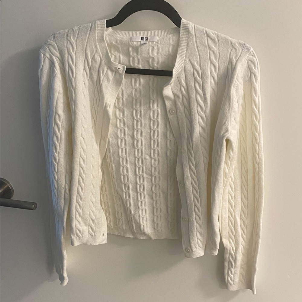 Uniqlo Cream Cable Knit Cardigan, size M
